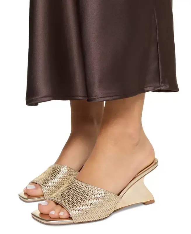 Women's Fiala Square-Toe Sculpted Wedge Sandals - 11