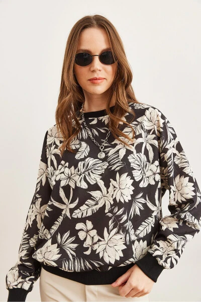 Women's Flower Black Basic Soft Textured Oversized Sweatshirt SWT-19000457 - OLALOOK (1)