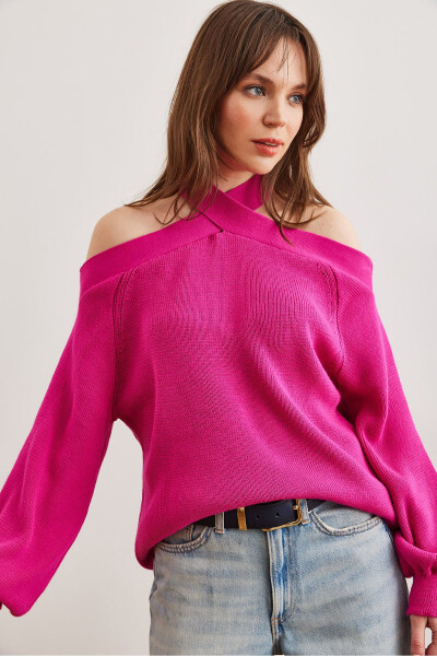 Women's Fuchsia Crew Neck Knitted Sweater - 4
