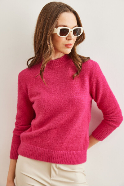 Women's Fuchsia Crew Neck Soft Texture Mock Neck Sweater KZK-19000858 - 4