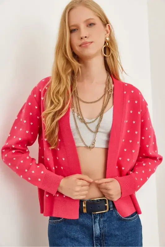 Women's Fuchsia Heart Detailed Thick Knitted Cardigan HRK-19000295-Fuchsia - 1