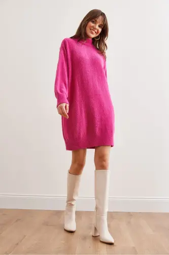 Women's Fuchsia Turtleneck Soft Touch Beard Knitted Sweater - OLALOOK (1)