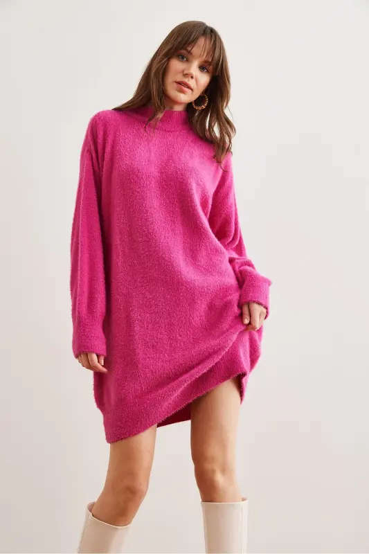 Women's Fuchsia Turtleneck Soft Touch Beard Knitted Sweater - 3