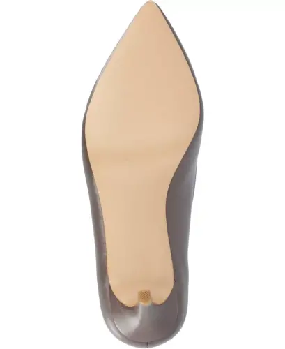 Women's Gabriella Pointed Toe Pumps - 5