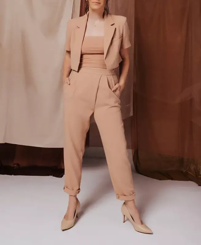 Women's Gabriella Pointed Toe Pumps - Vanilla - 10