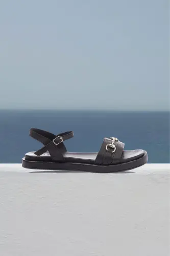 Women's genuine leather sandals with metal buckle detail, soft sole and ankle strap. - DERIDERIM (1)