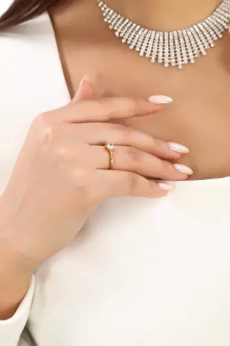 Women's Gold-Colored Heart Single Stone Ring - BÜYÜKBEDENIZ (1)