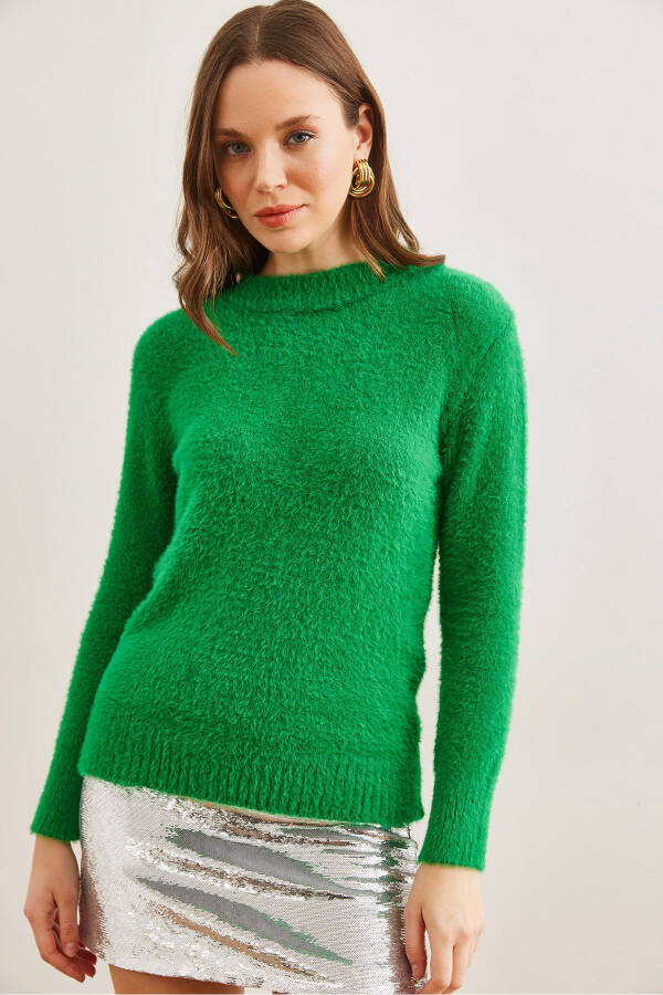 Women's Grass Green Crewneck Textured Plush Sweater KZK-19000858 - 2