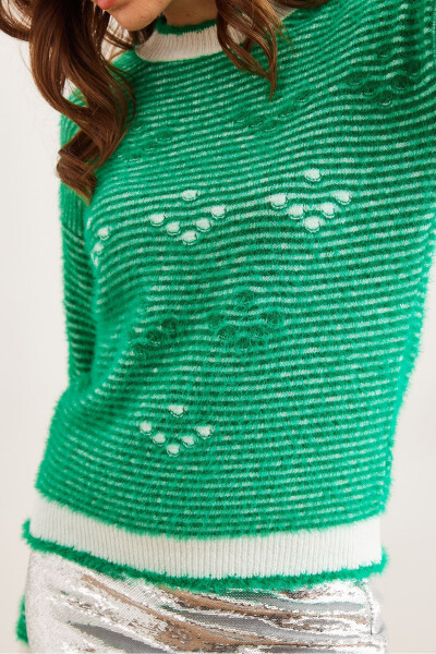 Women's Grass Green Detailed Bearded Soft Textured Knitted Sweater - 5