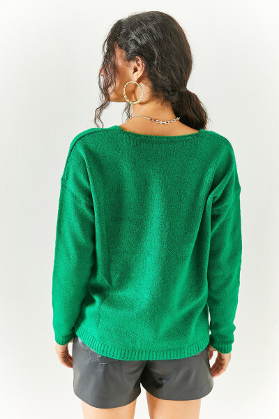 Women's Grass Green V-Neck Soft Textured Knit Sweater KZK-19000598 - 6
