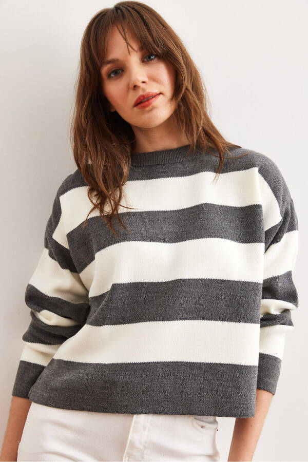 Women's Gray Crewneck Striped Sweater - 1
