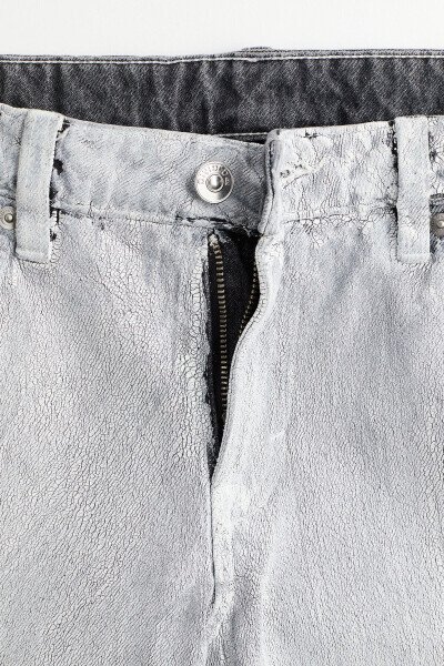 Women's gray distressed denim jeans - 11