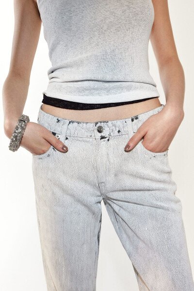 Women's gray distressed denim jeans - 4