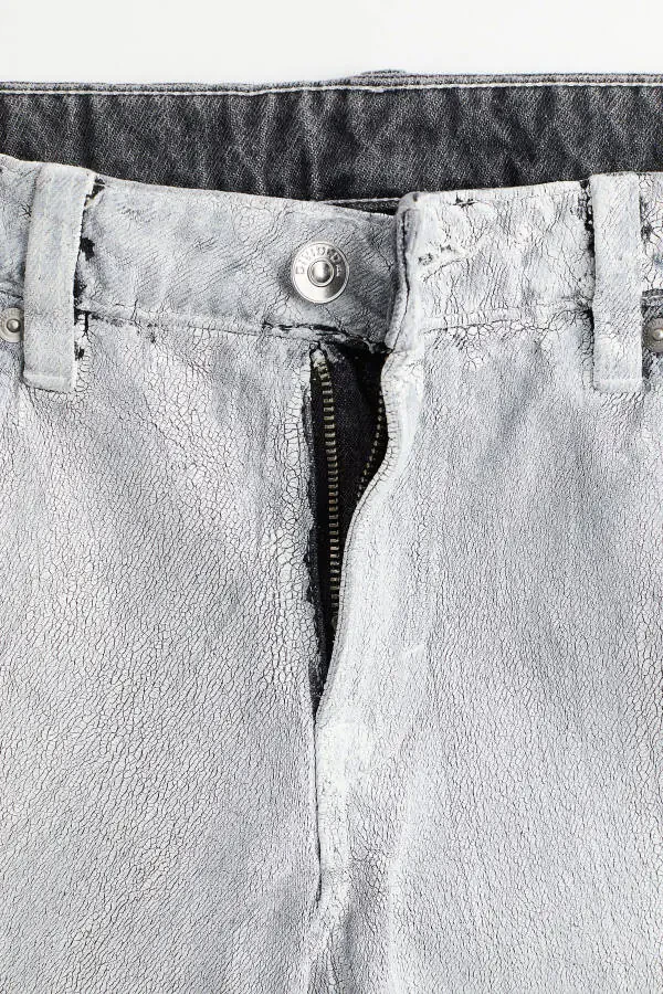 Women's gray distressed denim jeans - 7