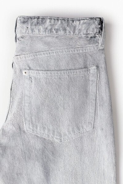 Women's gray distressed denim jeans - 8