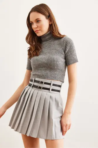 Women's Gray Double Buckled Pleated Mini Woven Skirt ETK - 3
