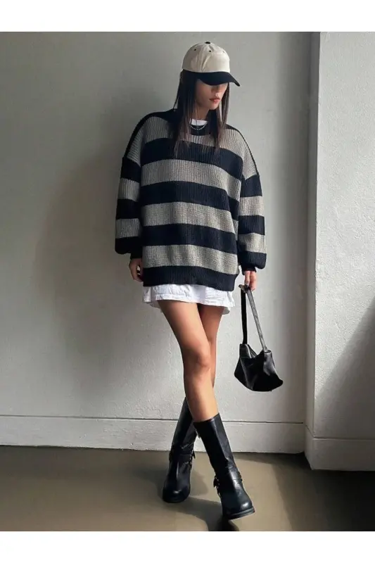 Women's Gray Knitted Striped Oversize Sweater-Gray - 4