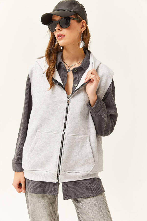 Women's Gray Melange Kangaroo Pocket Hooded Fleece Oversized Vest - 6