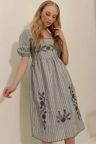 Women's Gray Square Neck Princess Sleeve Striped Floral Embroidered Woven Dress ALC-X8996 - 5