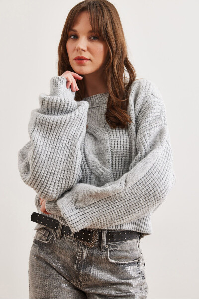 Women's Gray Thick Hair Braided Soft Textured Knitted Sweater KZK-19000902 - 4