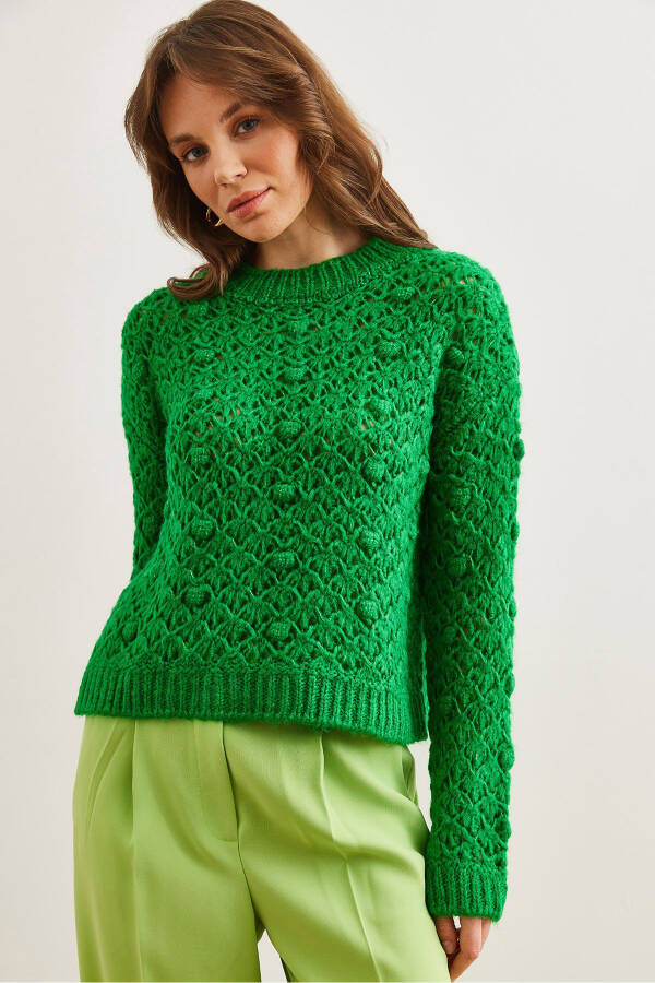 Women's Green Openwork Bobble Textured Soft Knit Sweater KZK-19000935 - 3