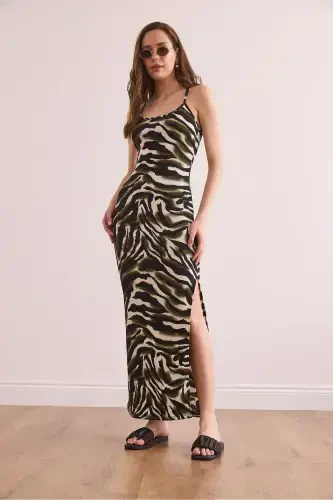 Women's Green Side Slit Spaghetti Strap Maxi Knitted Dress - 4