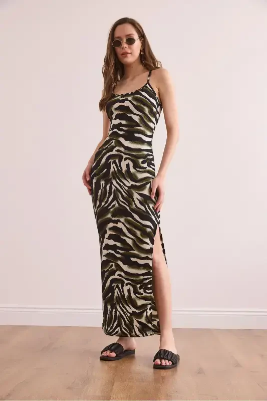 Women's Green Side Slit Spaghetti Strap Maxi Knitted Dress - 4