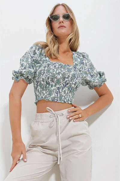 Women's Green-White Square Neck Watermelon Sleeve Cropped Linen Blouse ALC-X11651 - TREND ALAÇATI STILI