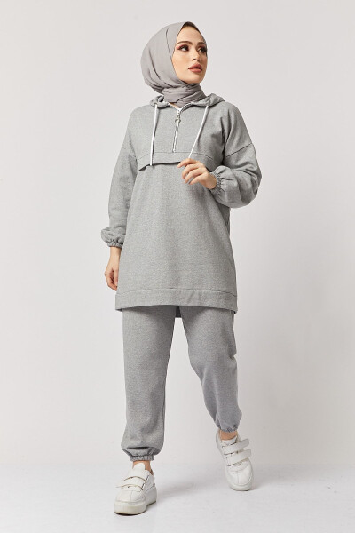 Women's Grey Half-Zip Two-Piece Sports Suit - 3