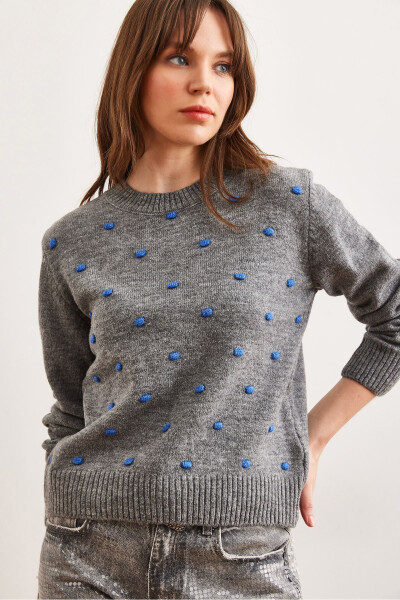 Women's Grey Pompom Knitted Sweater KZK-19000923 - OLALOOK