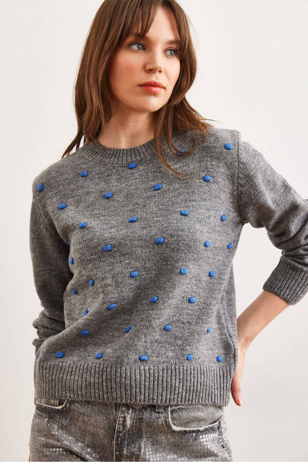 Women's Grey Pompom Knitted Sweater KZK-19000923 - 1