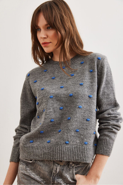 Women's Grey Pompom Knitted Sweater KZK-19000923 - 4