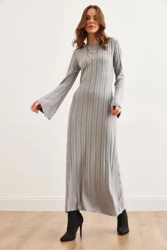 Women's Grey Self-Belted Spanish Sleeve Maxi Knit Dress - 3