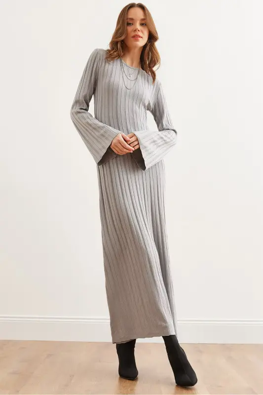 Women's Grey Self-Belted Spanish Sleeve Maxi Knit Dress - 2