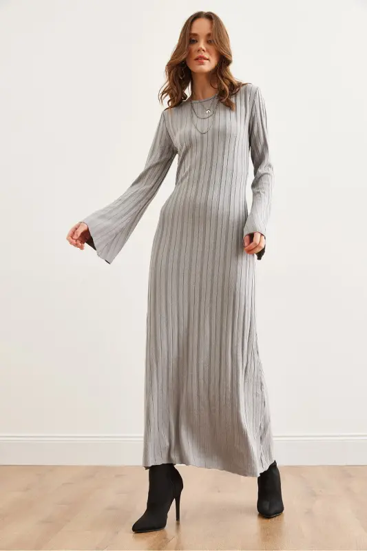 Women's Grey Self-Belted Spanish Sleeve Maxi Knit Dress - 4