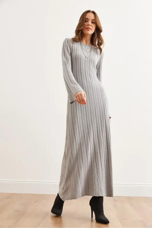 Women's Grey Self-Belted Spanish Sleeve Maxi Knit Dress - 7
