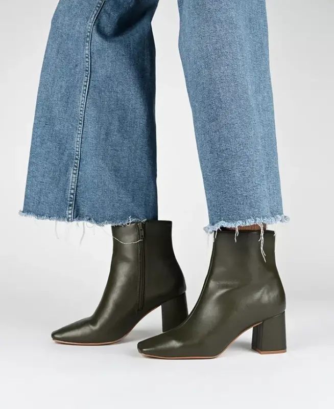 Women's Haylinn Block Heel Dress Booties-Brick - 11