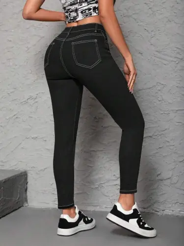 Women's High Waist Front Buttoned Slim Fit Jeans - 9
