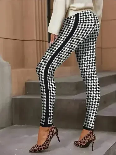 Women's High Waist Houndstooth Patterned Diver Pants with Side Stripes - 4