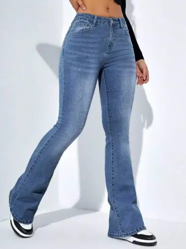 Women's High Waist Pocketed Flare Leg Denim Jeans Pants - 6