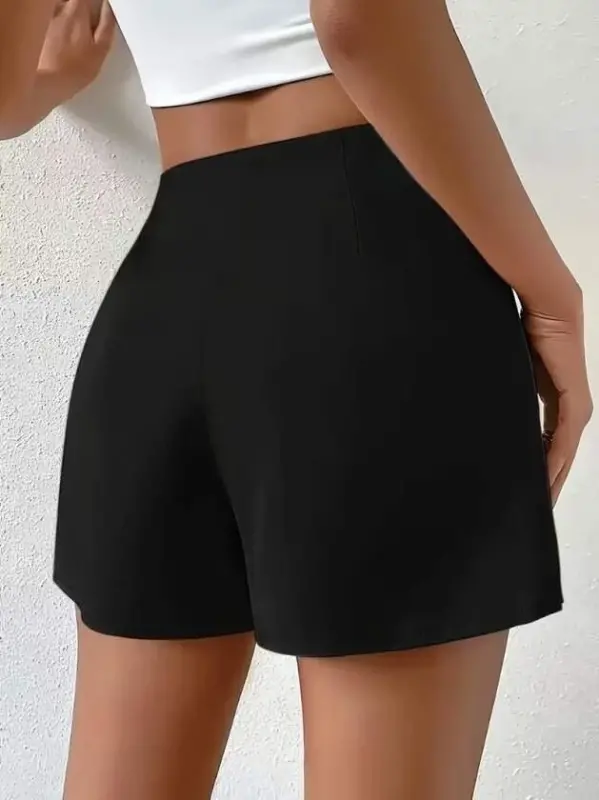 Women's High-Waisted Front-Pleated and Buttoned Short Imported Crepe Shorts - 2
