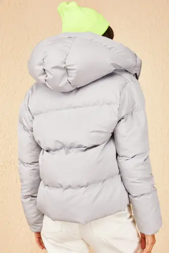 Women's Hooded Puffer Jacket-Gray - 5