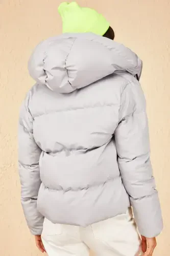 Women's Hooded Puffer Jacket-Gray - 5