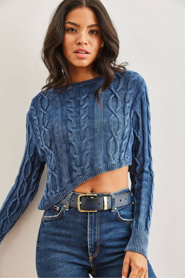 Women's Indigo Cable Knit Asymmetrical Washed Crop Jumper KZK-19000865 - 4