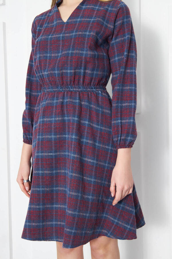 Women's Indigo V-Neck Elastic Waist Plaid A-Line Dress ARM-24K001041 - 7