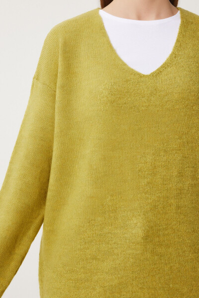 Women's Jade Green V-Neck Knit Sweater ZA00063 - 3