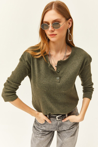 Women's Khaki Button Down Tartan Relaxed Sweater KZK-19000721 - OLALOOK