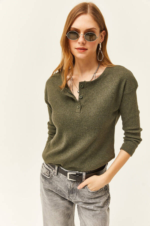 Women's Khaki Button Down Tartan Relaxed Sweater KZK-19000721 - 2