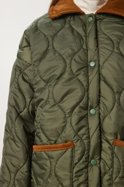 Women's Khaki Polo Neck Pocket Quilted Jacket DZ00096 - 6