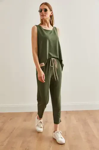 Women's Khaki Sleeveless Loose Blouse Set with Crystal Jewelry - 5